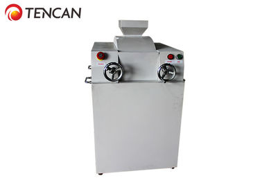 Compact Double Roll Powder Crusher Machine with Adjusting Output Granularity Function